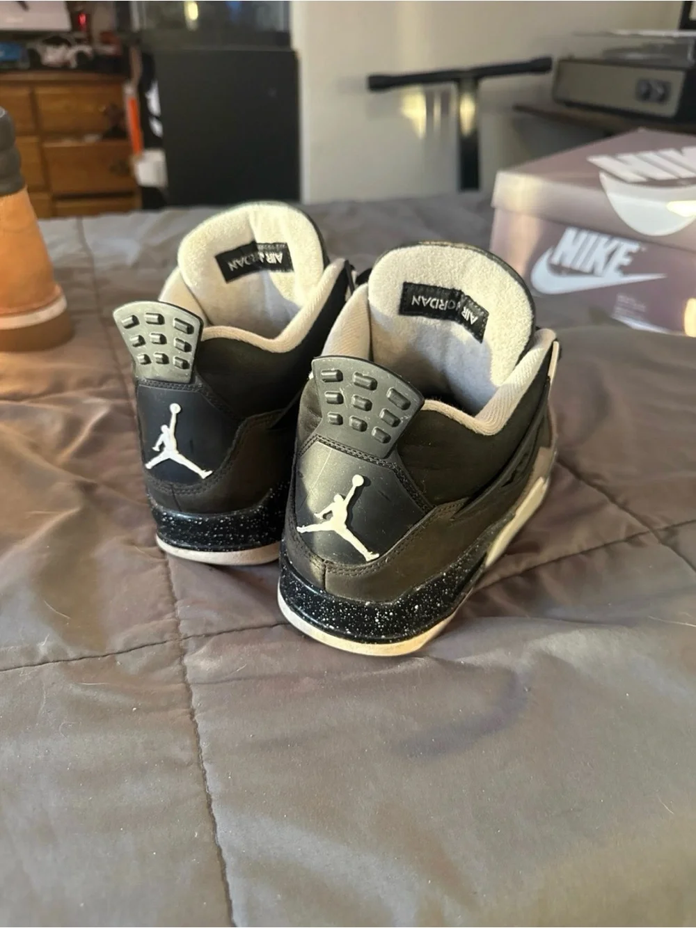 Jordan 4 Fear